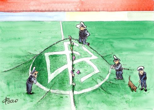 Steuer-Razzia beim DFB � Paolo Calleri